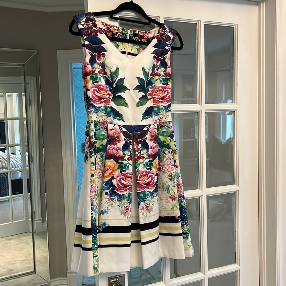 Colourful summer dress with pleated skirt and zippered back by SEVENTY